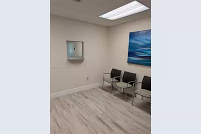9495 SW 72nd St, Miami, FL 33173 - Photo 9