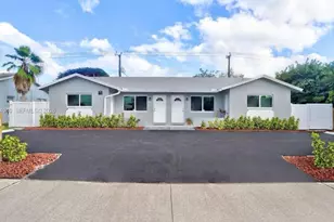 2550 N Dixie Hwy, Boca Raton, FL 33431 - Photo 1