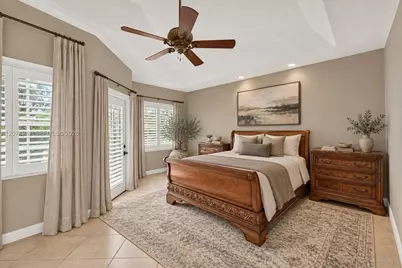 362 NE 7th Ave, Fort Lauderdale, FL 33301 - Photo 7