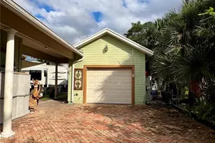 400 NE 3rd St, Pompano Beach, FL 33060 - Photo 7