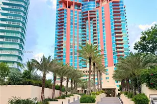 400 South Pointe Dr, Miami Beach, FL 33139 - Photo 41