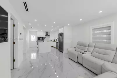1593 Barbarie Ln, West Palm Beach, FL 33417 - Photo 3