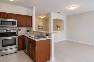 8171 NW 107 Ct, Doral, FL 33178 - Photo 7