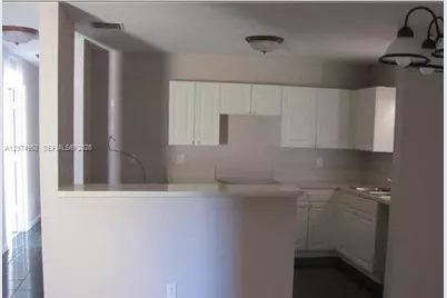 1050 NW 4th St, Boynton Beach, FL 33435 - Photo 3