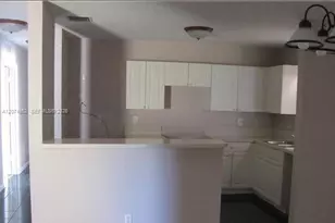 1050 NW 4th St, Boynton Beach, FL 33435 - Photo 3