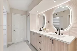3530 Mystic Pointe Dr, Aventura, FL 33180 - Photo 23