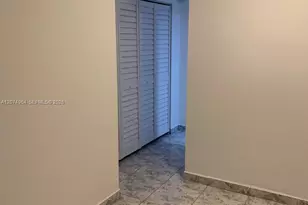 1990 Marseille Dr, Miami Beach, FL 33141 - Photo 11