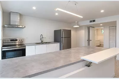 1385 NE 105th St, Miami Shores, FL 33138 - Photo 5