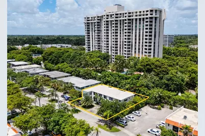 1385 NE 105th St, Miami Shores, FL 33138 - Photo 17