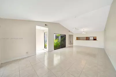 5223 Gate Lake Rd #5223, Tamarac, FL 33319 - Photo 19
