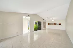 5223 Gate Lake Rd, Tamarac, FL 33319 - Photo 19