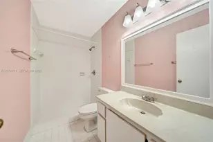 5223 Gate Lake Rd, Tamarac, FL 33319 - Photo 3
