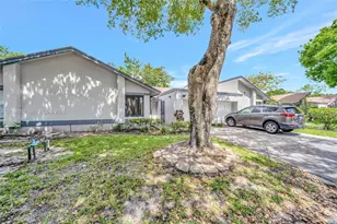 5223 Gate Lake Rd, Tamarac, FL 33319 - Photo 1