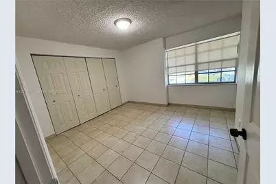 1668 N Goldeneye Ln #0, Homestead, FL 33035 - Photo 9