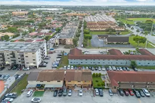 627 W 68th St, Hialeah, FL 33014 - Photo 25