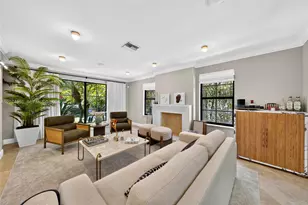 1043 Alfonso Ave, Coral Gables, FL 33146 - Photo 7
