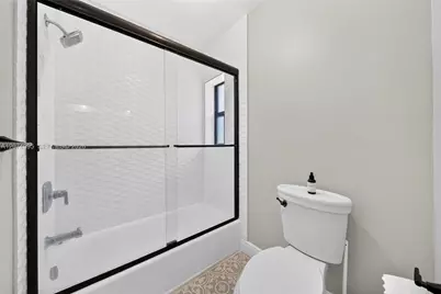 1043 Alfonso Ave, Coral Gables, FL 33146 - Photo 21