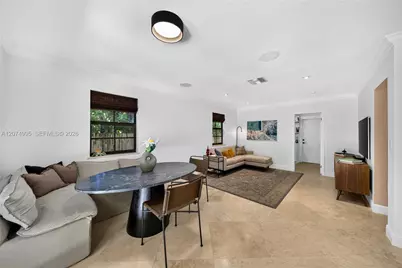 1043 Alfonso Ave, Coral Gables, FL 33146 - Photo 13