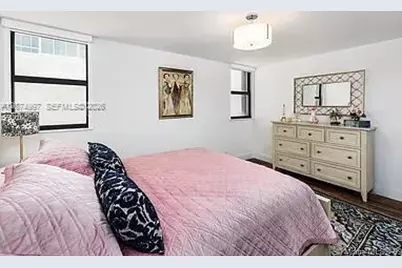 2625 Collins Ave #212, Miami Beach, FL 33140 - Photo 5