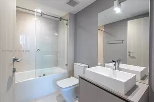 1000 Brickell Plaza, Miami, FL 33131 - Photo 35