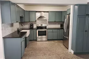 482 NE 8th Ave, Deerfield Beach, FL 33441 - Photo 3