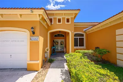 20562 SW 324 St, Homestead, FL 33030 - Photo 3