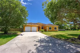 20562 SW 324th St, Homestead, FL 33030 - Photo 13