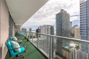 79 SW 12th St, Miami, FL 33130 - Photo 9