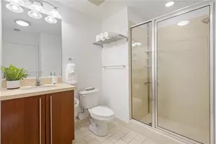 79 SW 12th St, Miami, FL 33130 - Photo 21