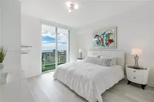 79 SW 12th St, Miami, FL 33130 - Photo 13