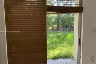 2315 NE 37th Rd, Homestead, FL 33033 - Photo 15