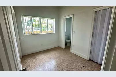 2536 SW 18th St #0, Miami, FL 33145 - Photo 3