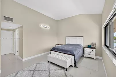 203 Poinciana Dr #103, Sunny Isles Beach, FL 33160 - Photo 55