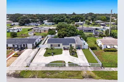 15850 NW 18th Pl, Miami Gardens, FL 33054 - Photo 3