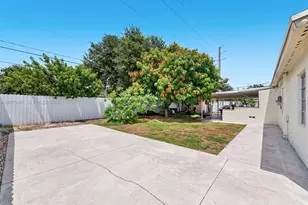 15850 NW 18th Pl, Miami Gardens, FL 33054 - Photo 35
