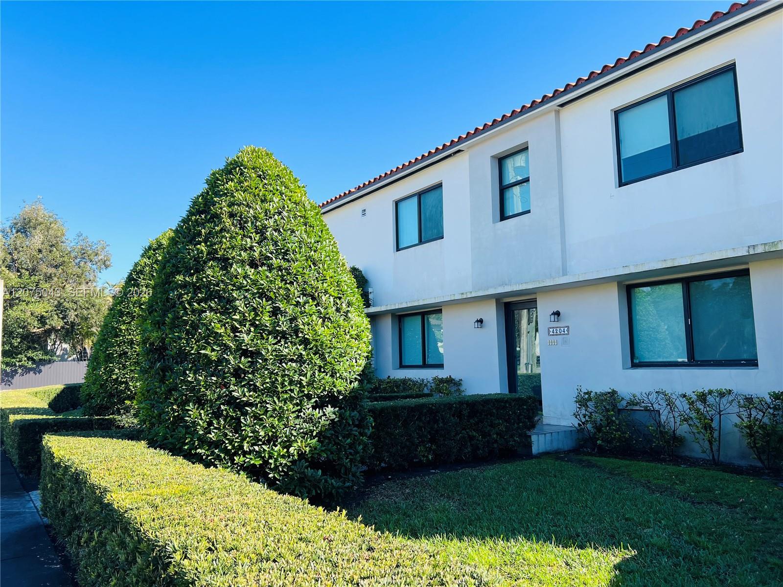 1440 SW 42nd St #2 - 1440 SW 42nd St #2, Miami, FL 33134 Luxury Property | Jose Angel Pina