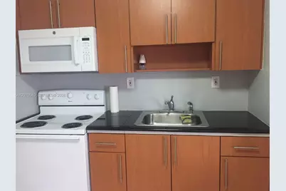 1800 NW 19 St #11, Miami, FL 33125 - Photo 5
