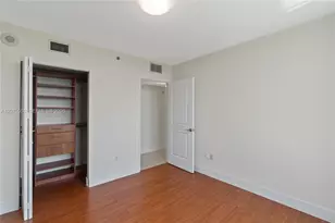 2641 N Flamingo Rd, Sunrise, FL 33323 - Photo 25