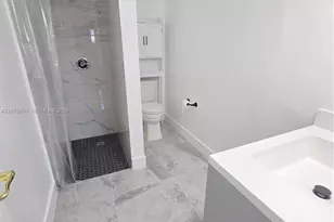6746 NW 188th Terrace, Hialeah, FL 33015 - Photo 11