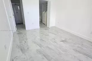 6746 NW 188th Terrace, Hialeah, FL 33015 - Photo 9