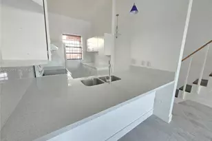 6746 NW 188th Terrace, Hialeah, FL 33015 - Photo 5
