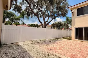 1140 Oysterwood St, Hollywood, FL 33019 - Photo 35