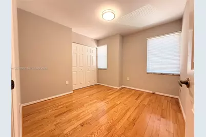 1140 Oysterwood St, Hollywood, FL 33019 - Photo 29