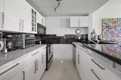 802 Euclid Ave #305, Miami Beach, FL 33139 - Photo 7