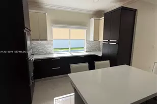 15624 SW 20th St, Miami, FL 33185 - Photo 5