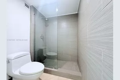 2301 Collins Ave #621, Miami Beach, FL 33139 - Photo 5