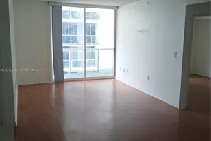 5085 NW 7th St, Miami, FL 33126 - Photo 1