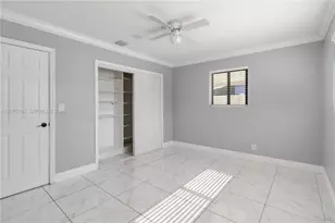 913 SW 49th Ave, Plantation, FL 33317 - Photo 23