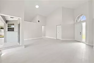 1181 SW 108th Terrace, Davie, FL 33324 - Photo 5