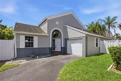 1181 SW 108th Ter, Davie, FL 33324 - Photo 33